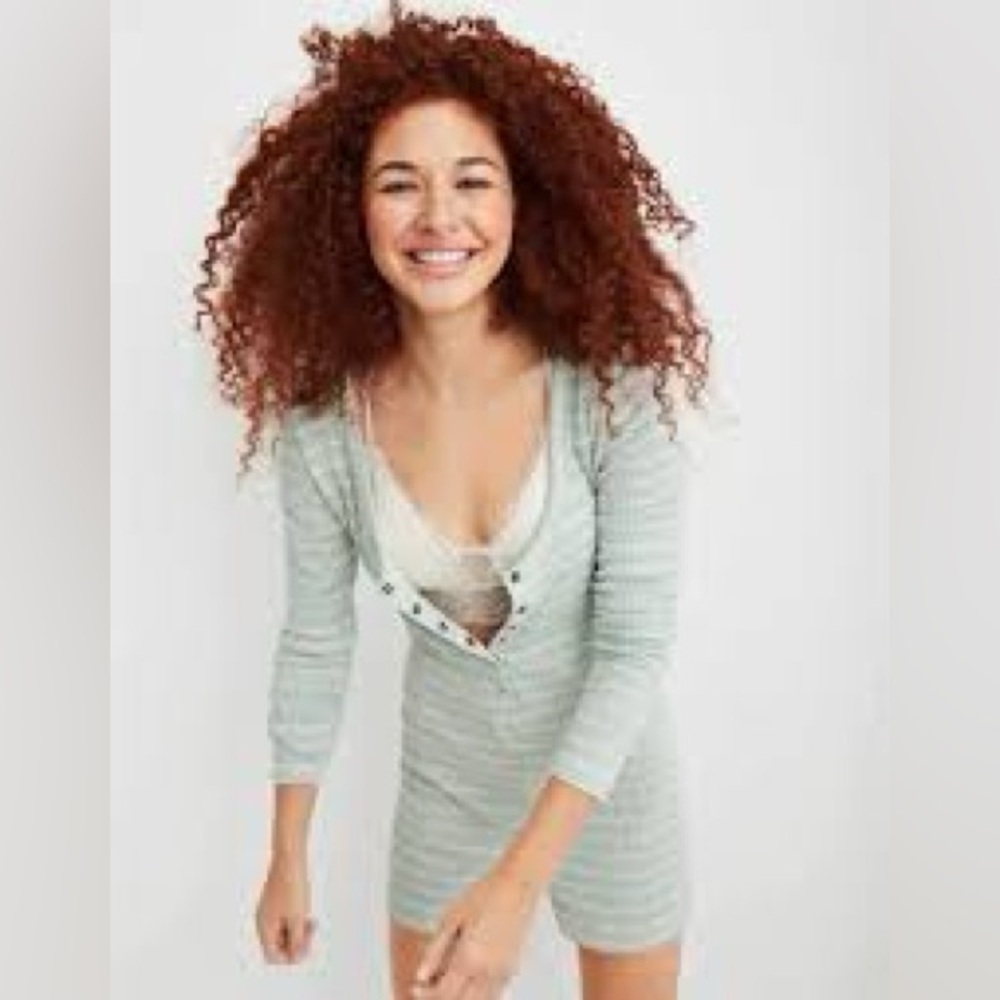 NWOT American Eagle Long Sleeve Henley Lounge Romper